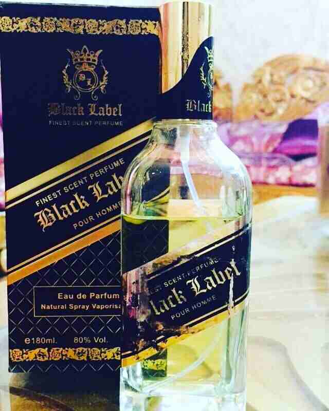 تبي عطر كل من مر حولك يسالك عنه تفضل حياك
لا تنسَ أنك شاهدت هذا الإعلان في عنكبوت
السلام عليكم اخ...