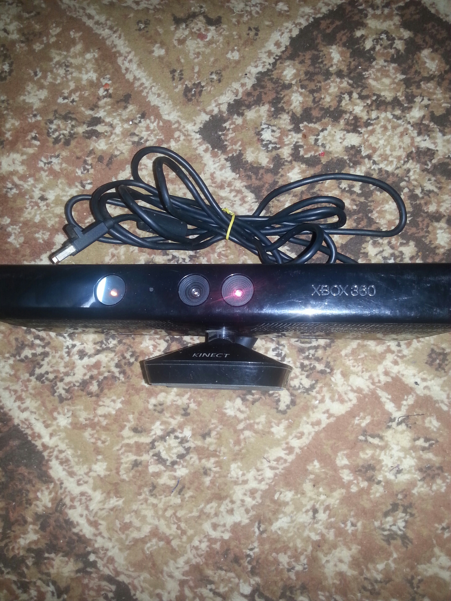 إكس بوكس 360
لا تنسَ أنك شاهدت هذا الإعلان في عنكبوت
للبيع xbox360 مهكر جيتاغ معه محول ويدين...