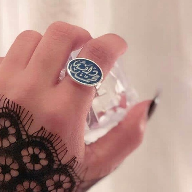خوتم ملكي حسب الطلب وباي تصميم والاسم الي تبيه                                            


	 				لا تنسَ أنك شاهدت هذا الإعلان في عنكبوت            
	 				
                                نحت اس...