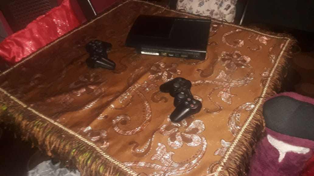 بلاي ستيشين 3 ( سوني)
لا تنسَ أنك شاهدت هذا الإعلان في عنكبوت
بلاي ستيشين 3 ( سوني) جديدة و ب...