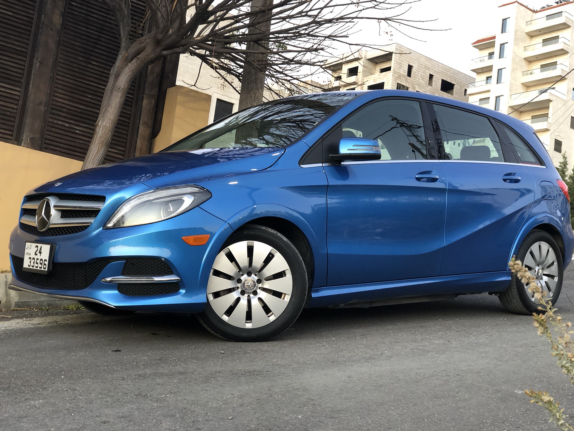 مرسيدس كهرباء Mercedes B Class
لا تنسَ أنك شاهدت هذا الإعلان في عنكبوت
B250
كهربائية
لون ازرق...