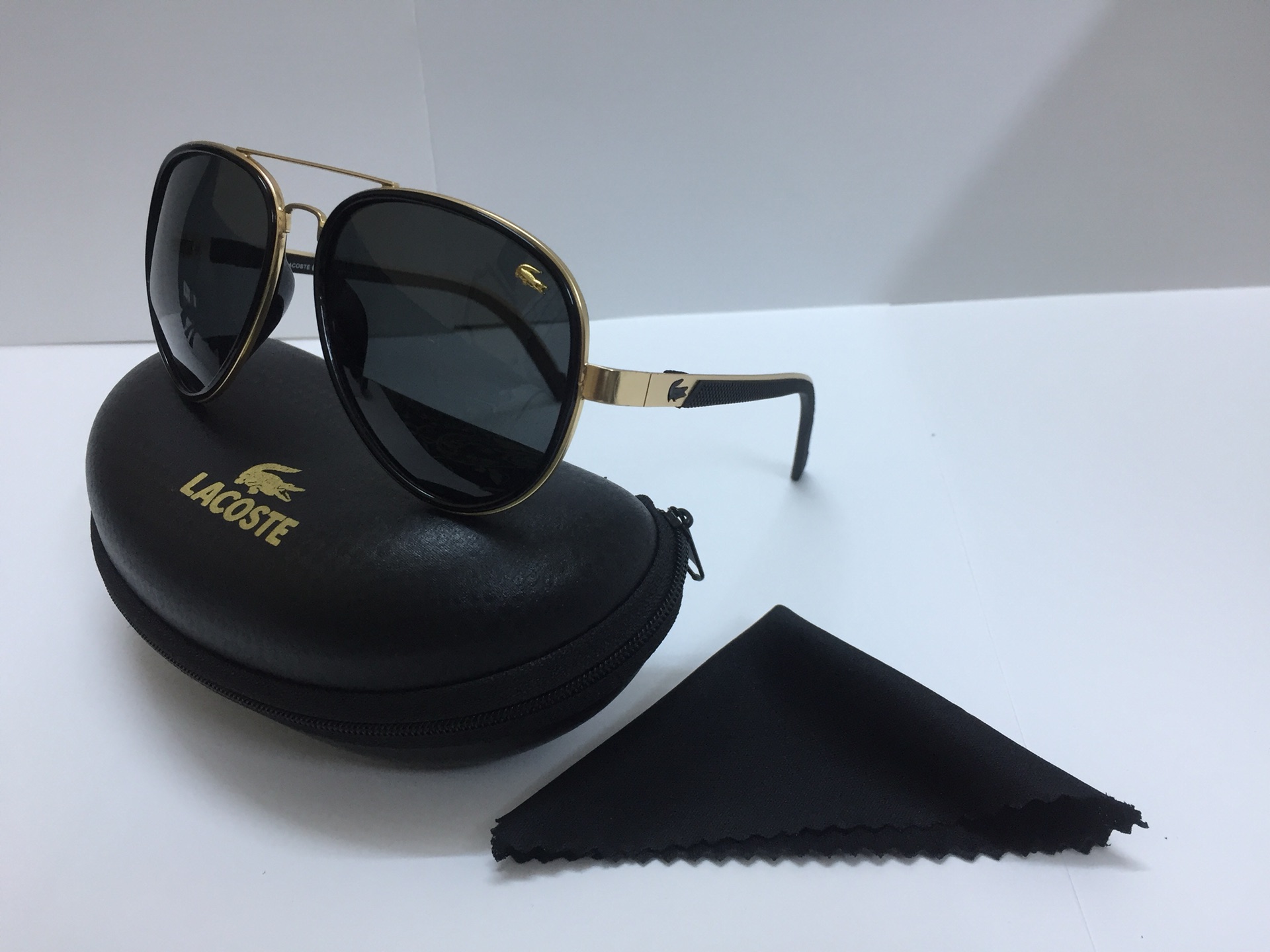 نظارات ماركات 60 ريال ( عرض خاص )
لا تنسَ أنك شاهدت هذا الإعلان في عنكبوت
نظارات ماركات
( رج...