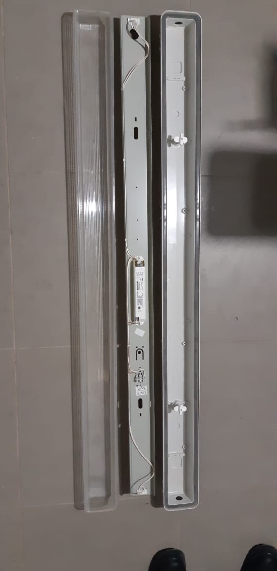 نيون مطري عدد 3
لا تنسَ أنك شاهدت هذا الإعلان في عنكبوت
نيون مطري مفرد عدد2 ومجوز عدد 1 محول...
