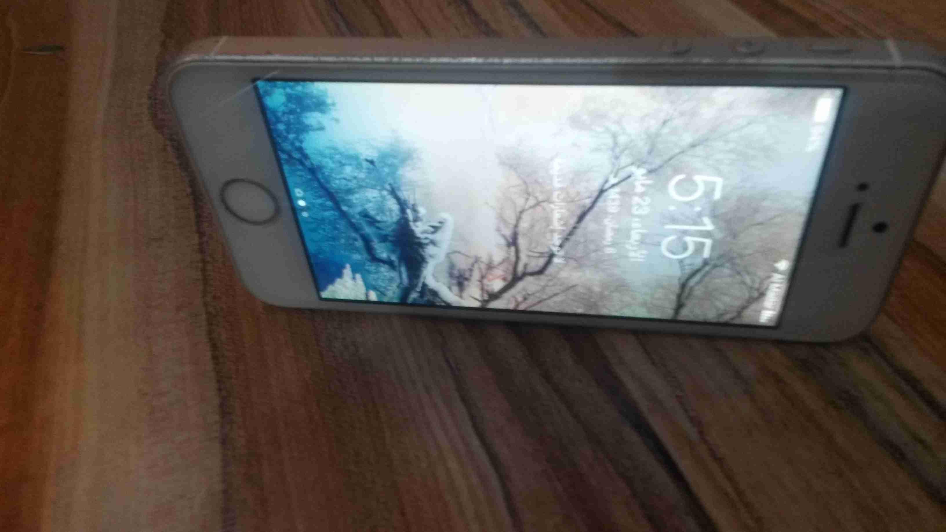 اي فون 5s                                            


	 				لا تنسَ أنك شاهدت هذا الإعلان في عنكبوت            
	 				
                                اي فون 5s حجم الذاكرة 64 جيجا اللون فضي  ال...