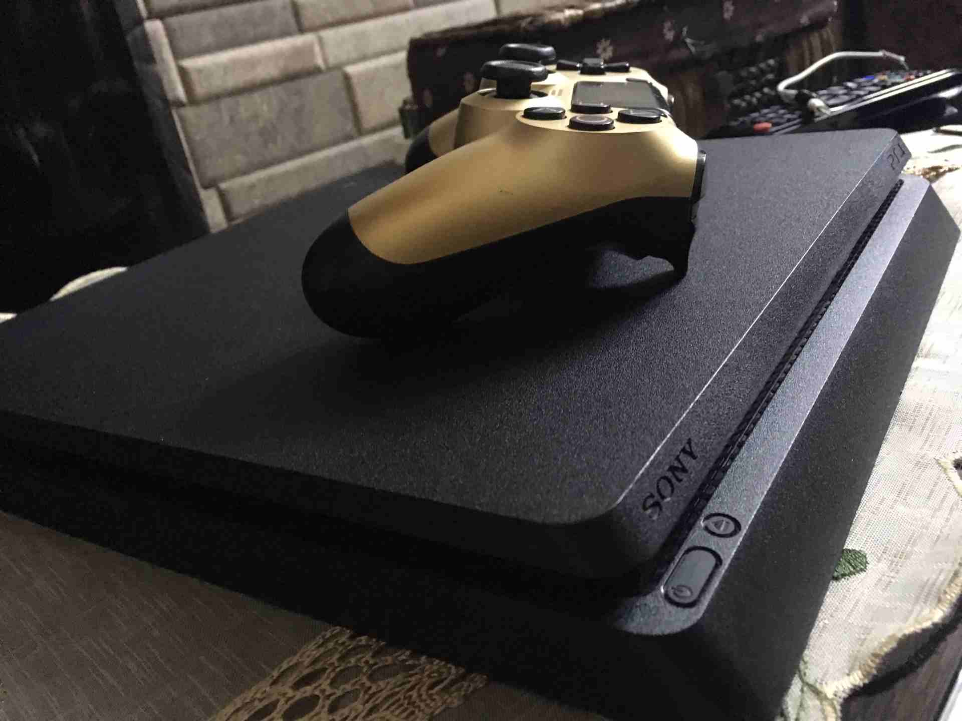 ps4 with dead red 2
لا تنسَ أنك شاهدت هذا الإعلان في عنكبوت
مستخدم اقل من شهرين بحالة الوكالة
ي...