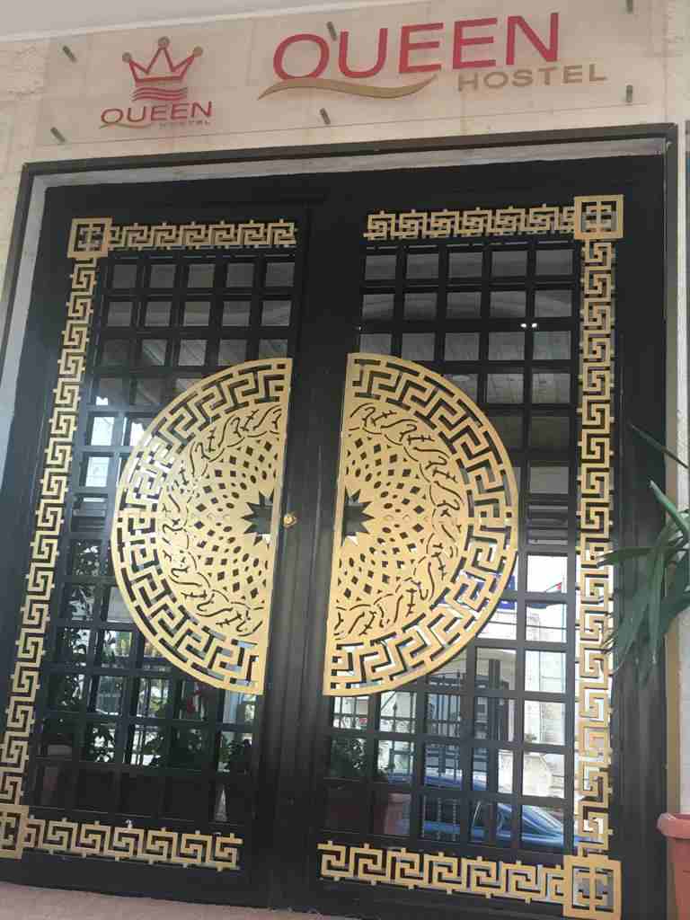 سكن كوين للطالبات
لا تنسَ أنك شاهدت هذا الإعلان في عنكبوت
سكن كوين للطالبات يرحب بكم و يقدم لكم أ...