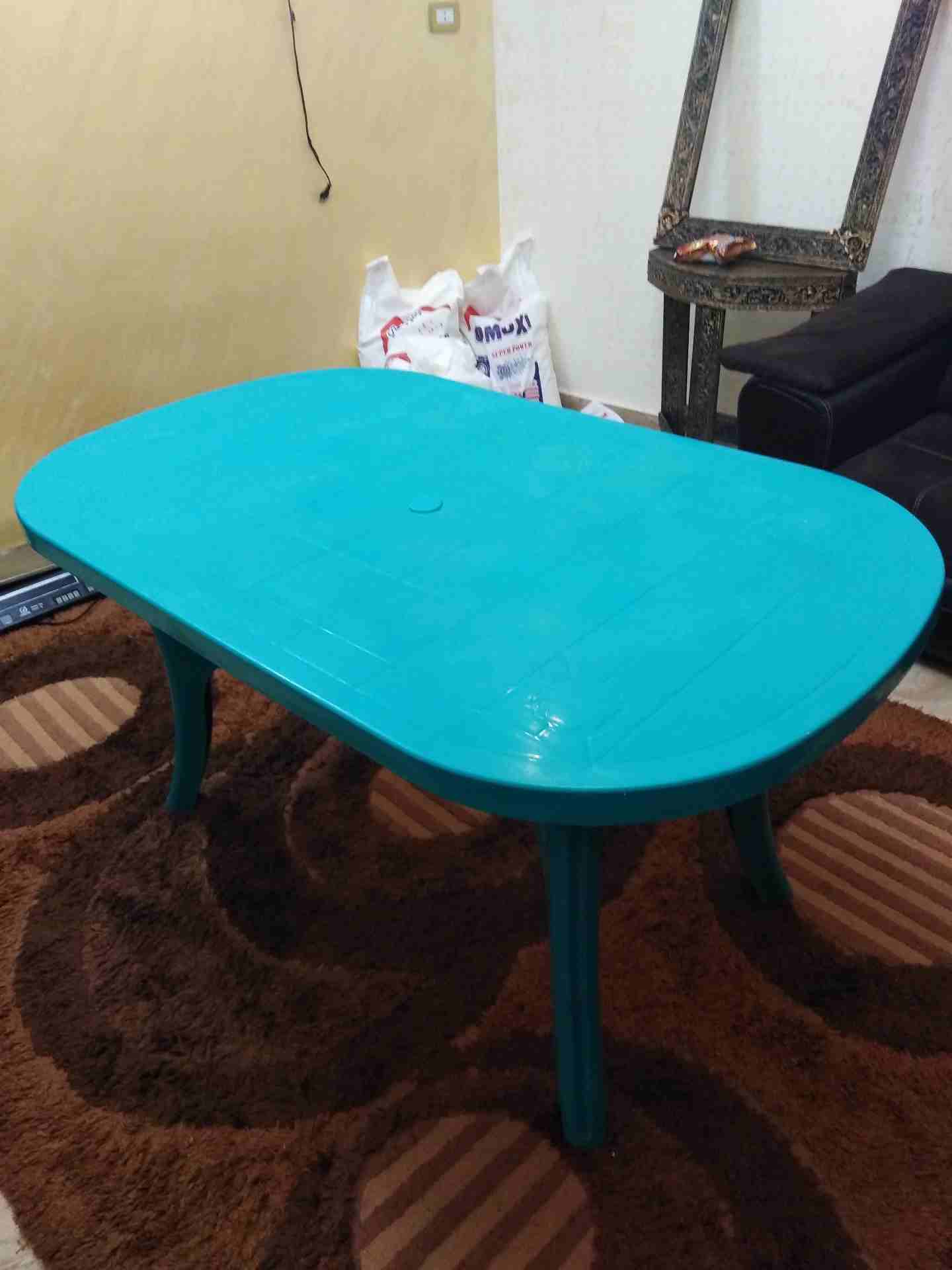 طاولة سفره بلاسنيك                                            


	 				لا تنسَ أنك شاهدت هذا الإعلان في عنكبوت            
	 				
                            طاوله سغره بلاستك بحاله جيده...