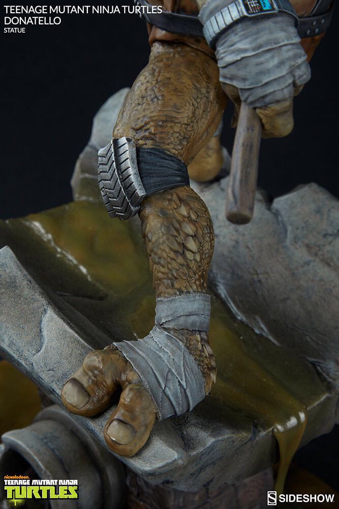 Ninja Turtles                                            


	 				لا تنسَ أنك شاهدت هذا الإعلان في عنكبوت            
	 				
                                مجسم شخصية سلاحف النينجا 
المجسم بحودة...
