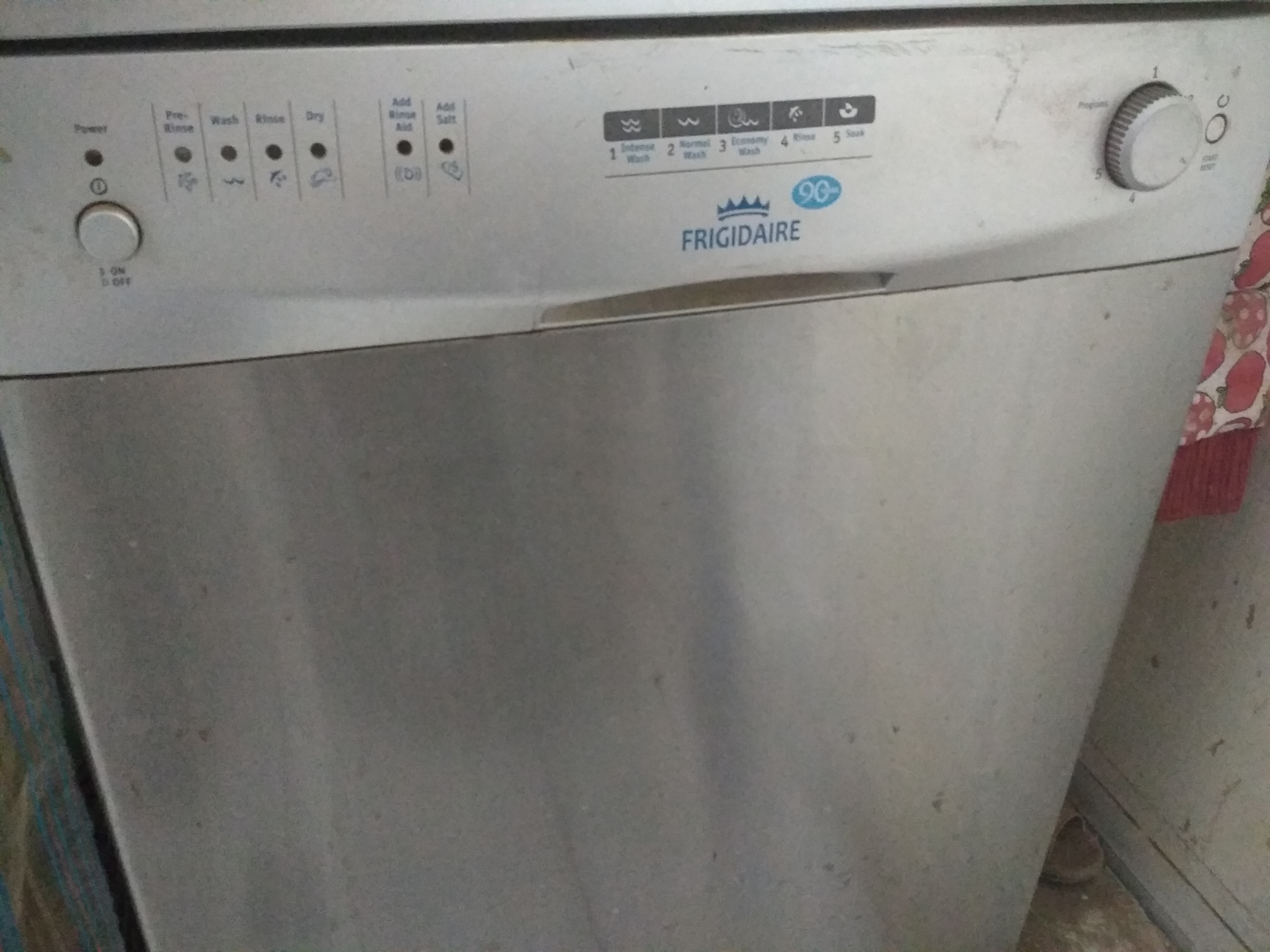 غسالة أطباق للبيع Frigidaire dishwasher
لا تنسَ أنك شاهدت هذا الإعلان في عنكبوت
للبيع غسالة أ...