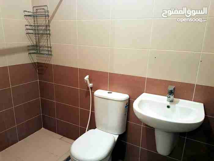 شقة جديدة لم تسكن دوار الكيلو 2نوم صالون 300 دينار
لا تنسَ أنك شاهدت هذا الإعلان في عنكبوت
جديدة...