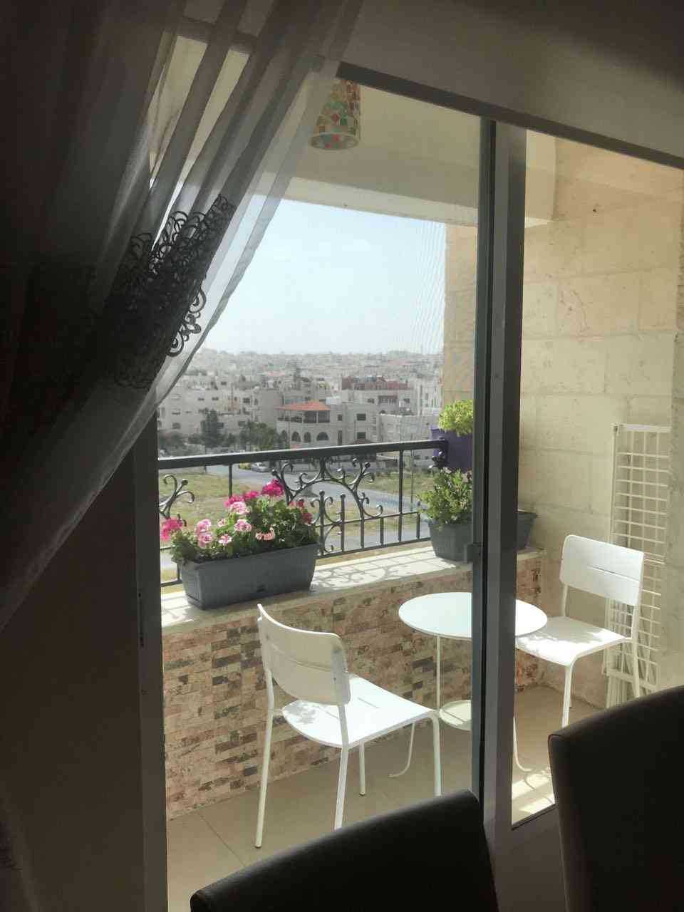 شقة للبيع او للايجار سنوي 4000 دينار
لا تنسَ أنك شاهدت هذا الإعلان في عنكبوت
البيت مجدد بالكا...