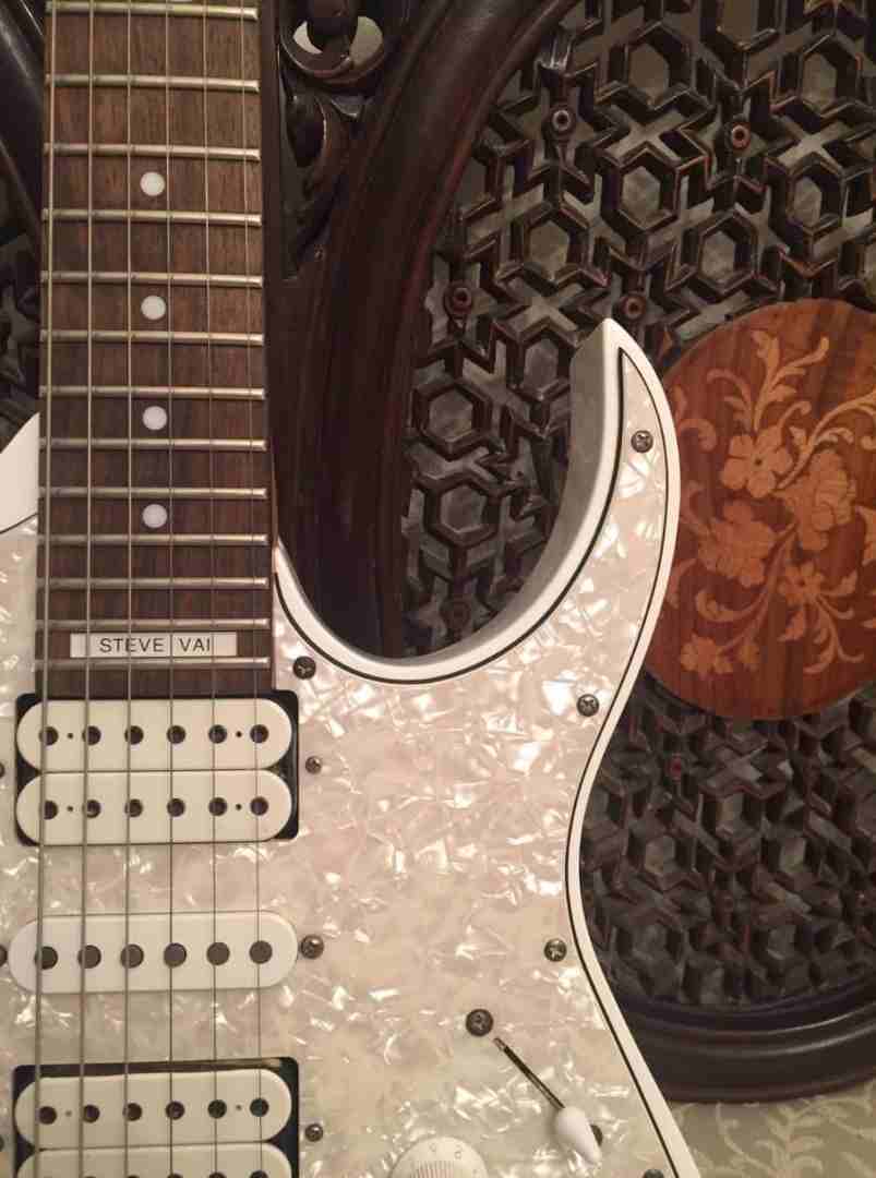 Ibanez JEM 555 / جيتار
لا تنسَ أنك شاهدت هذا الإعلان في عنكبوت
اليكترك جيتار Ibanez Ibanez JEM 55...