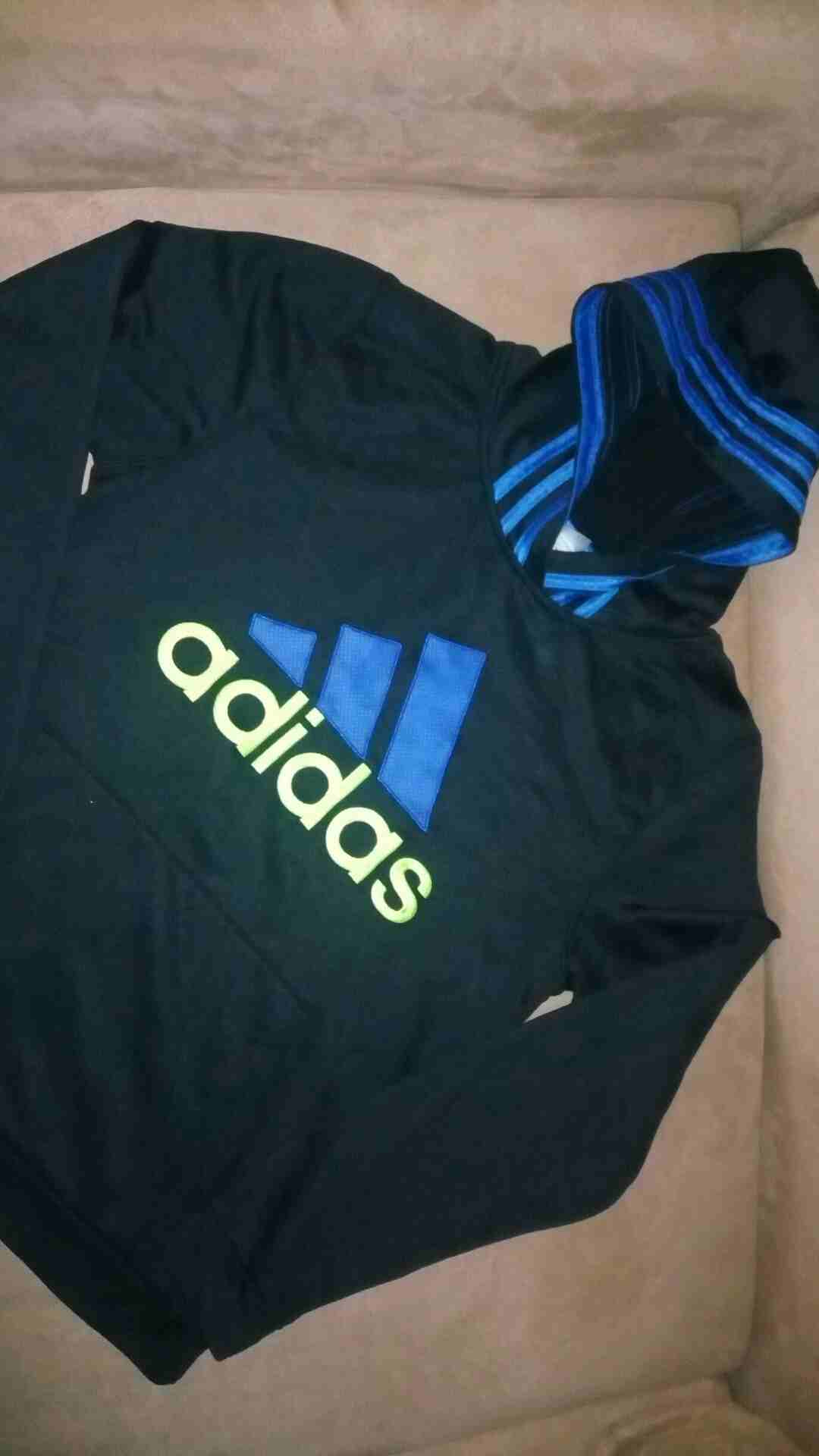 سويتشرات و هوديات و بنطلونات ماركات اصلي 100%
لا تنسَ أنك شاهدت هذا الإعلان في عنكبوت
تشكيلة مميز...