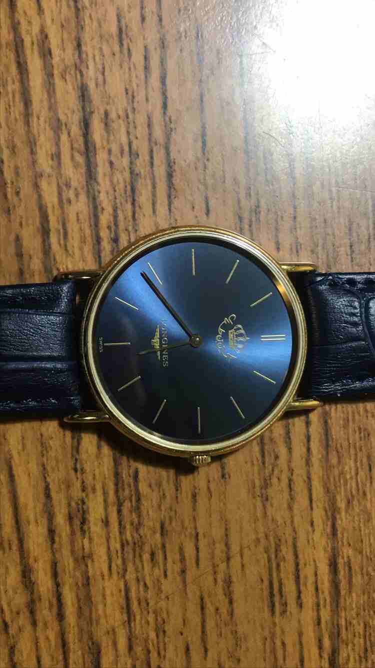 ساعة ملكية (longines) ثمينة جداً بسعر مغري
لا تنسَ أنك شاهدت هذا الإعلان في عنكبوت
الساعة بحالة م...