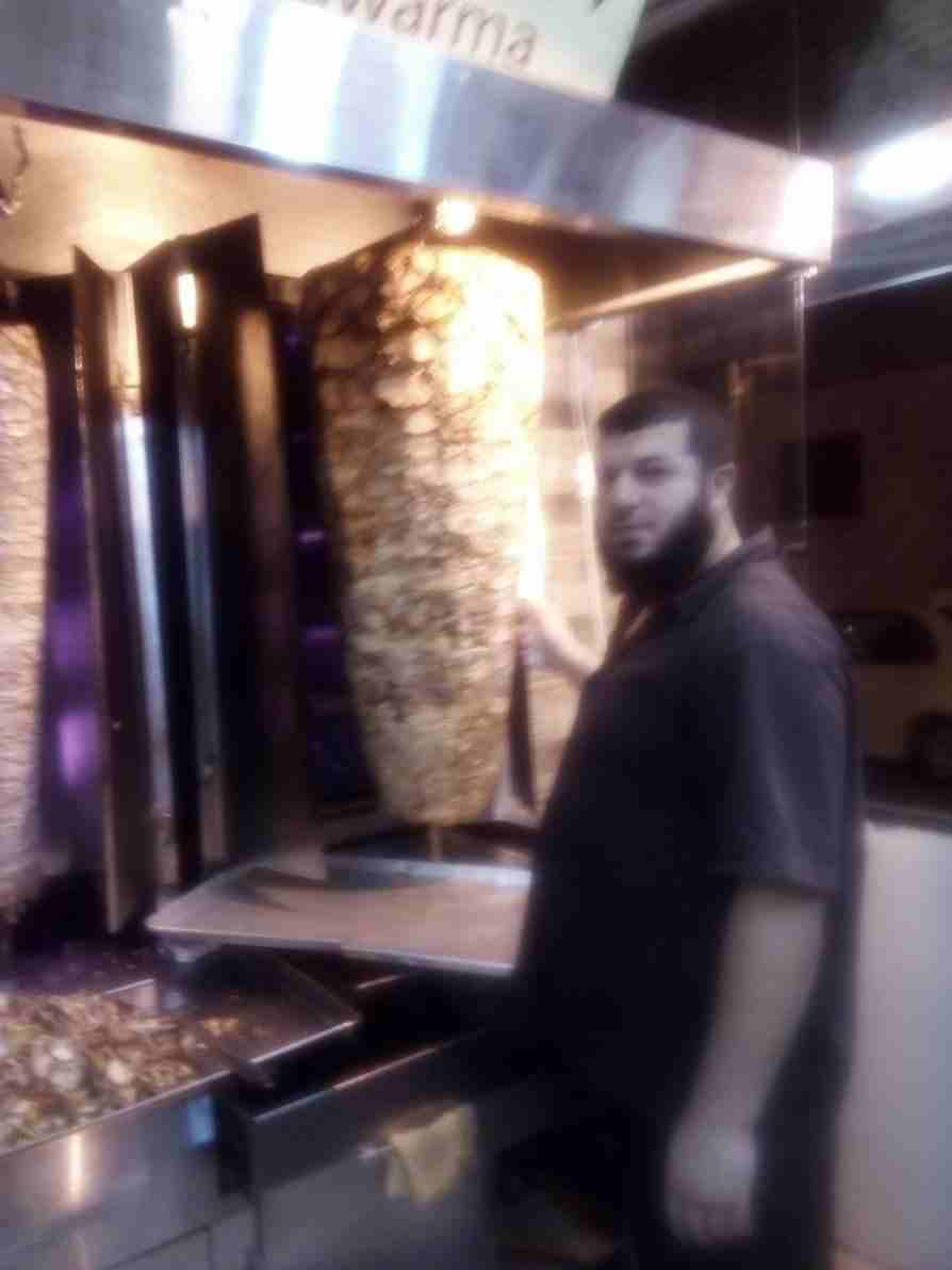 معلم شاورما                                            


	 				لا تنسَ أنك شاهدت هذا الإعلان في عنكبوت            
	 				
                            معلم شاورما ابحث عن عمل او مطعم للضمان 079954...