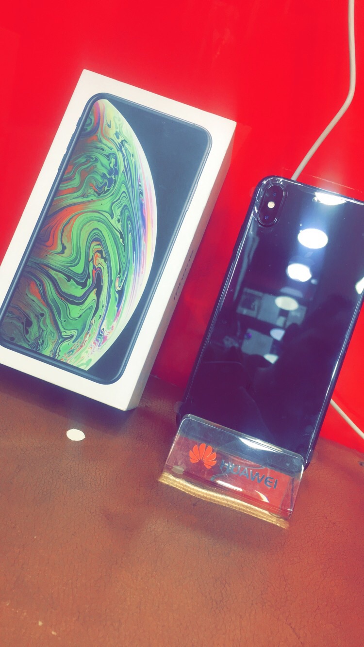 ايفون XS max مستعمل اقل من أسبوع الجهاز توب نضافه
لا تنسَ أنك شاهدت هذا الإعلان في عنكبوت
ايف...