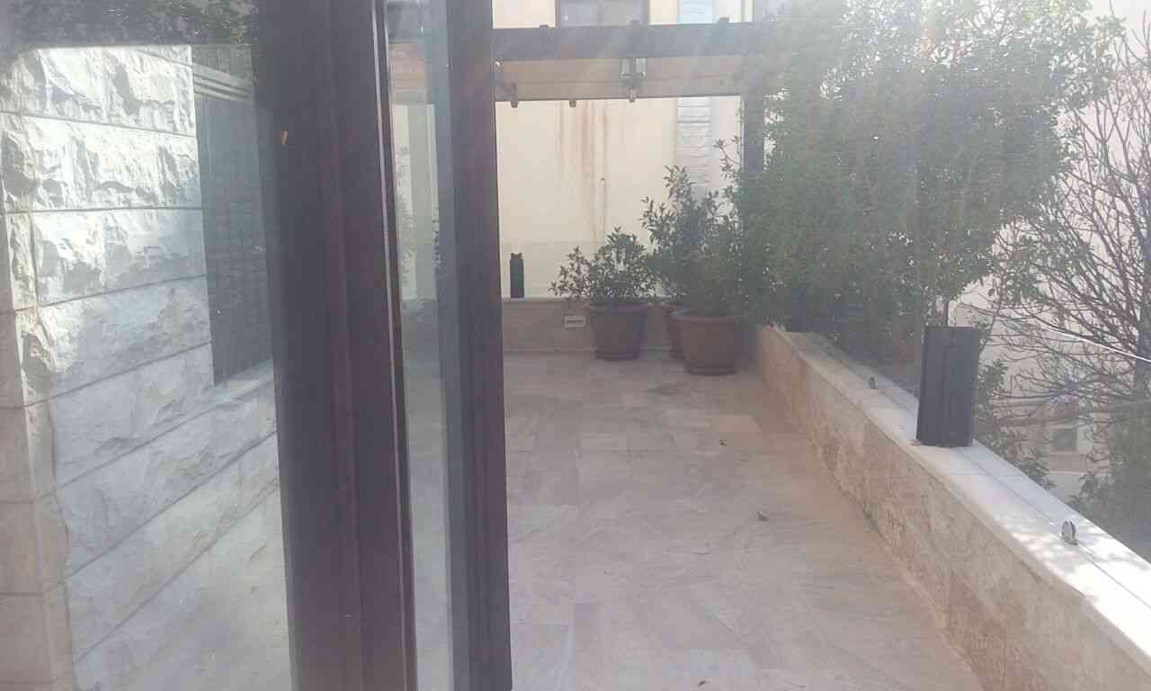 شقه ارضيه للبيع دابوق 200م مع ترسات 200م خلف مطعم عاليه المركزي
لا تنسَ أنك شاهدت هذا الإعلان في عنكبوت...