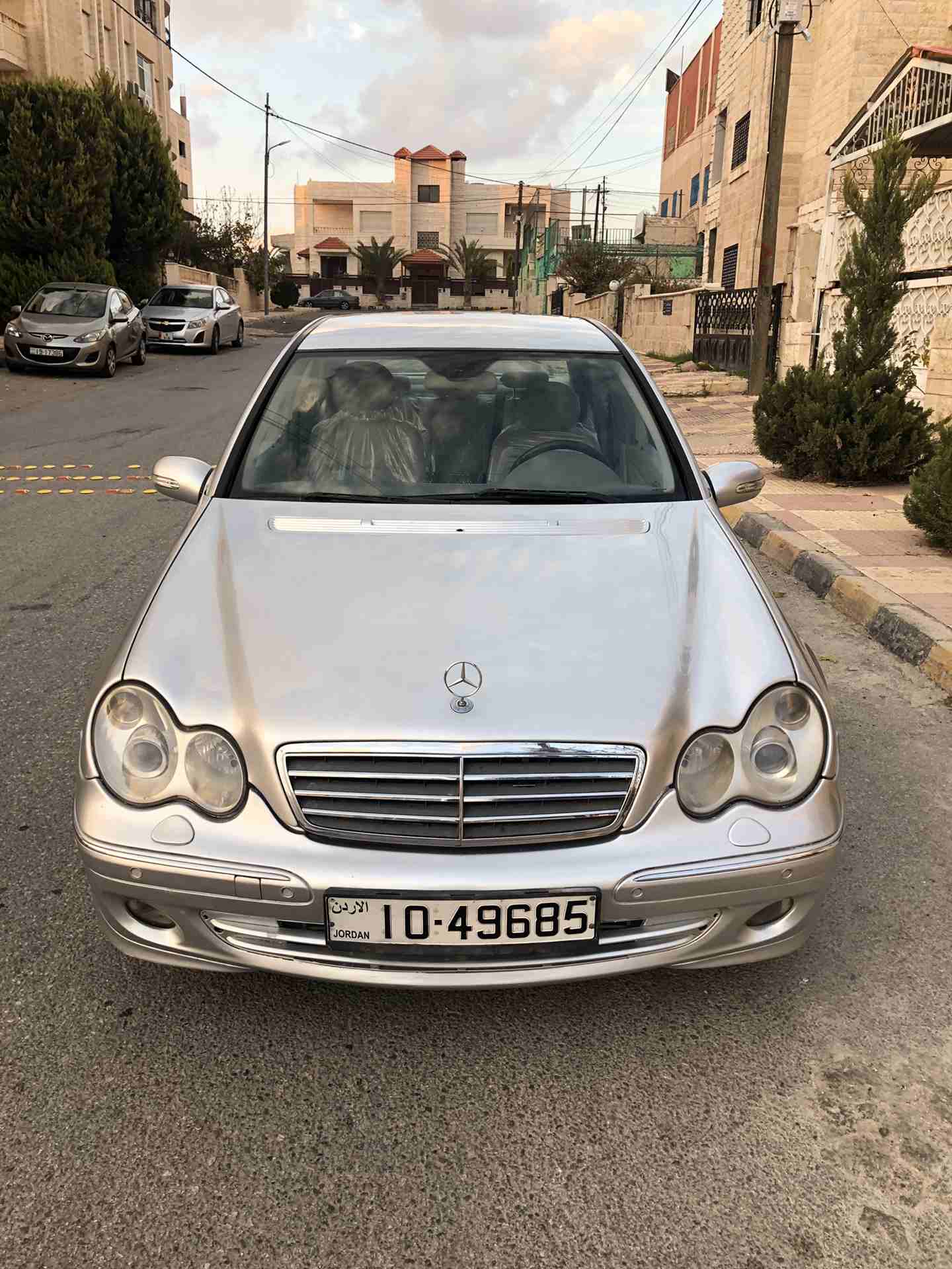 مرسيدس C180 كومبرسير 2005 فل اتوماتيك فحص كامل 7 جيد بحالة الوكالة
لا تنسَ أنك شاهدت هذا الإعلان في عنكبوت...