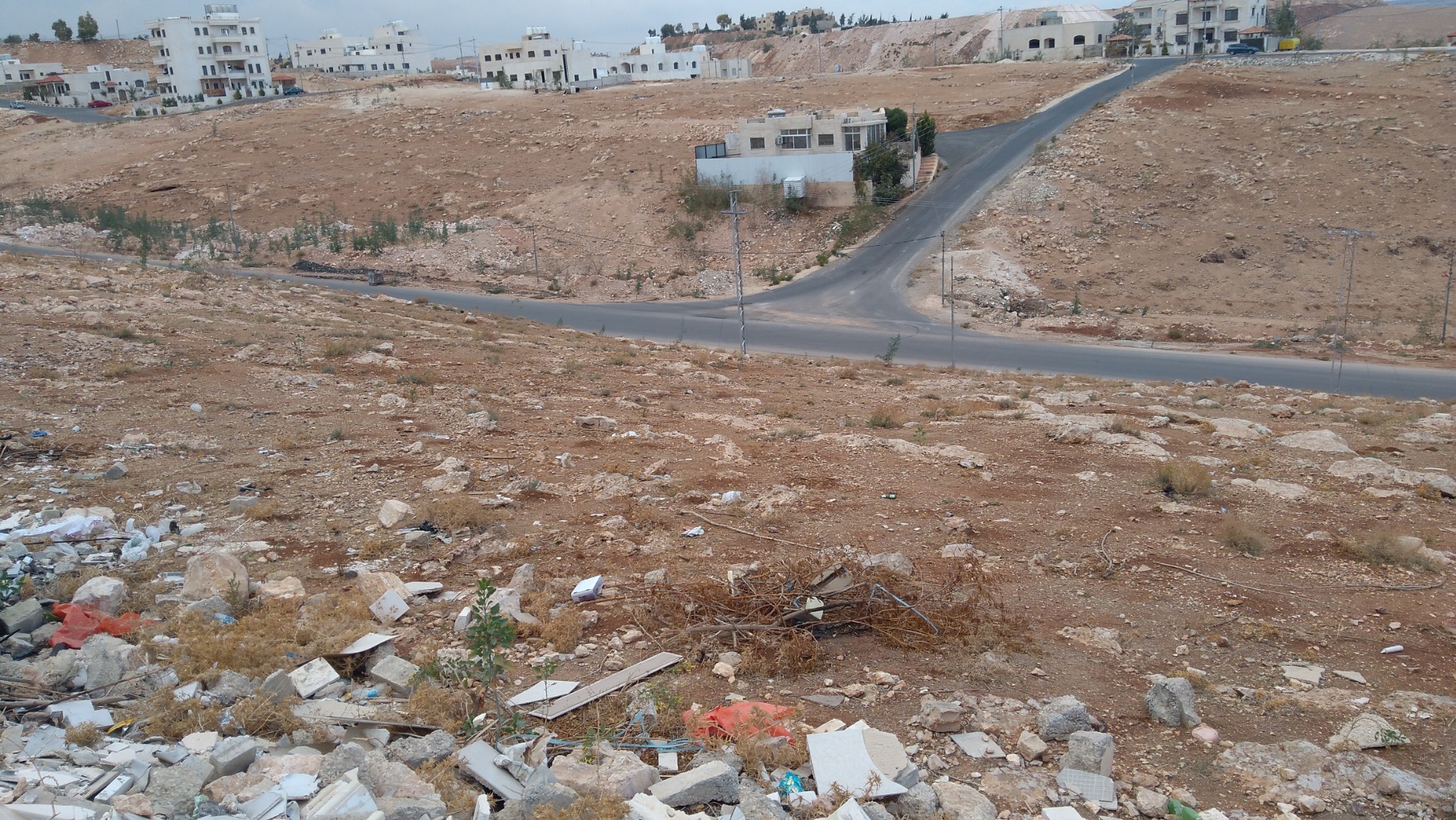 قطعة أرض مميزة للبيع في طبربور من المالك مباشرة
لا تنسَ أنك شاهدت هذا الإعلان في عنكبوت
قطعة...