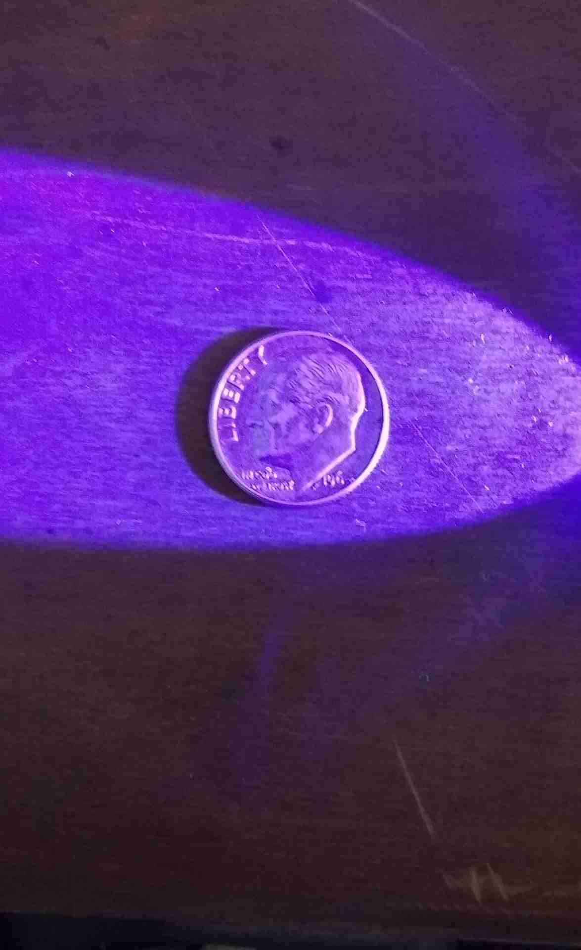 عملة أمريكية فضه
لا تنسَ أنك شاهدت هذا الإعلان في عنكبوت
عملة أمريكية فضة 10سنت one dime 1964...