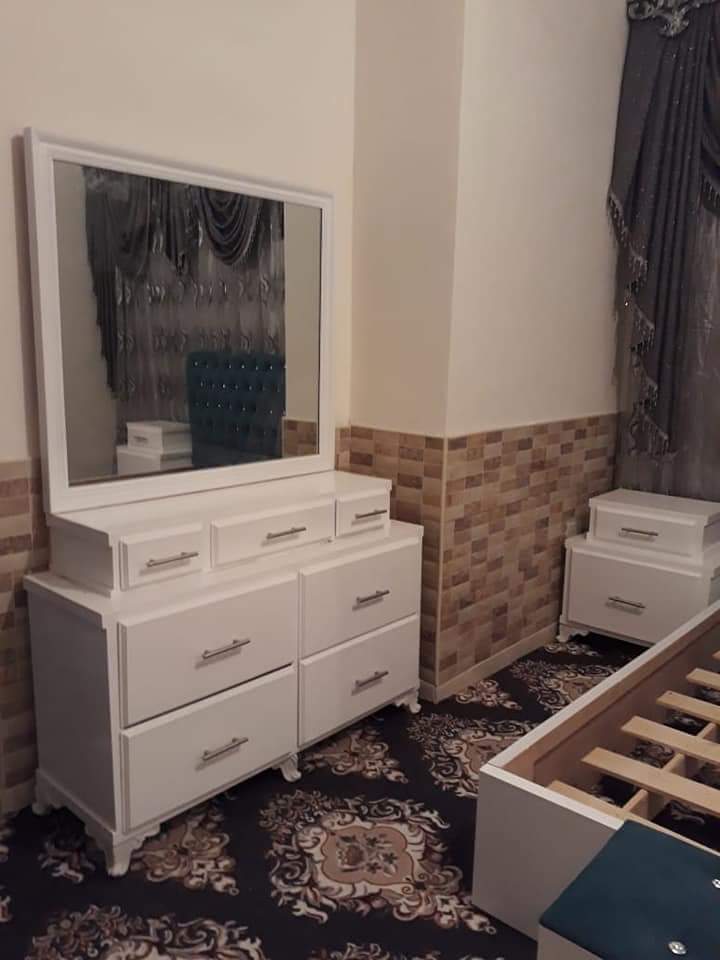 غرف نوم ماستر تصميم تركي خشب لاتيه مارس بلوط وزان
لا تنسَ أنك شاهدت هذا الإعلان في عنكبوت
الع...