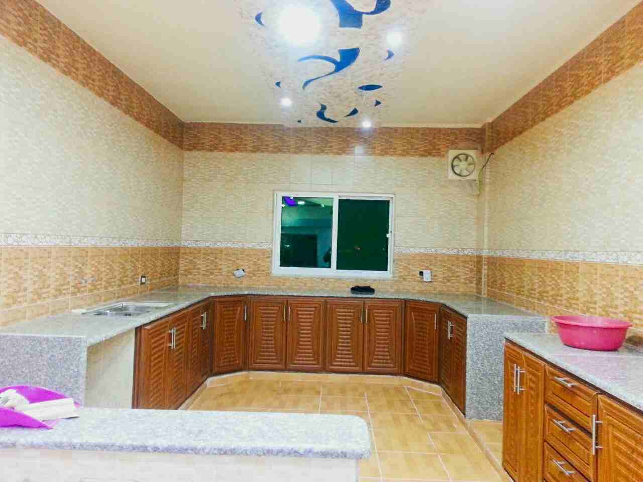 (مؤسسة الإيمان للتنظيف) ( بأقل الاسعااااااااار )
لا تنسَ أنك شاهدت هذا الإعلان في عنكبوت
لكافه...