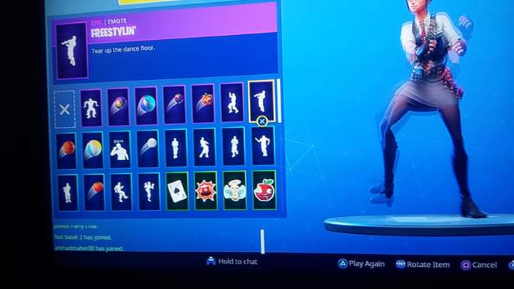 حساب فورت نايت للبيع فيه السيزن 5/6 فيه أسكن تويتش برايم
لا تنسَ أنك شاهدت هذا الإعلان في عنكبوت...