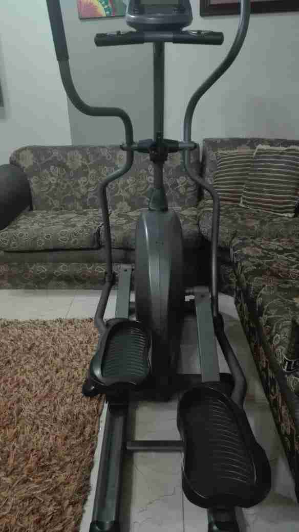 جهاز رياضي Elliptical Training صناعة امريكيه نوع POLAR
لا تنسَ أنك شاهدت هذا الإعلان في عنكبوت...