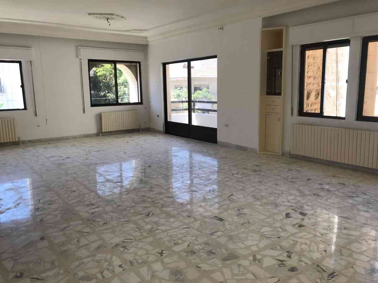 شقة فارغة للايجار ام ذينه
لا تنسَ أنك شاهدت هذا الإعلان في عنكبوت
3نوم 3حمام صالون صالة معيشة...