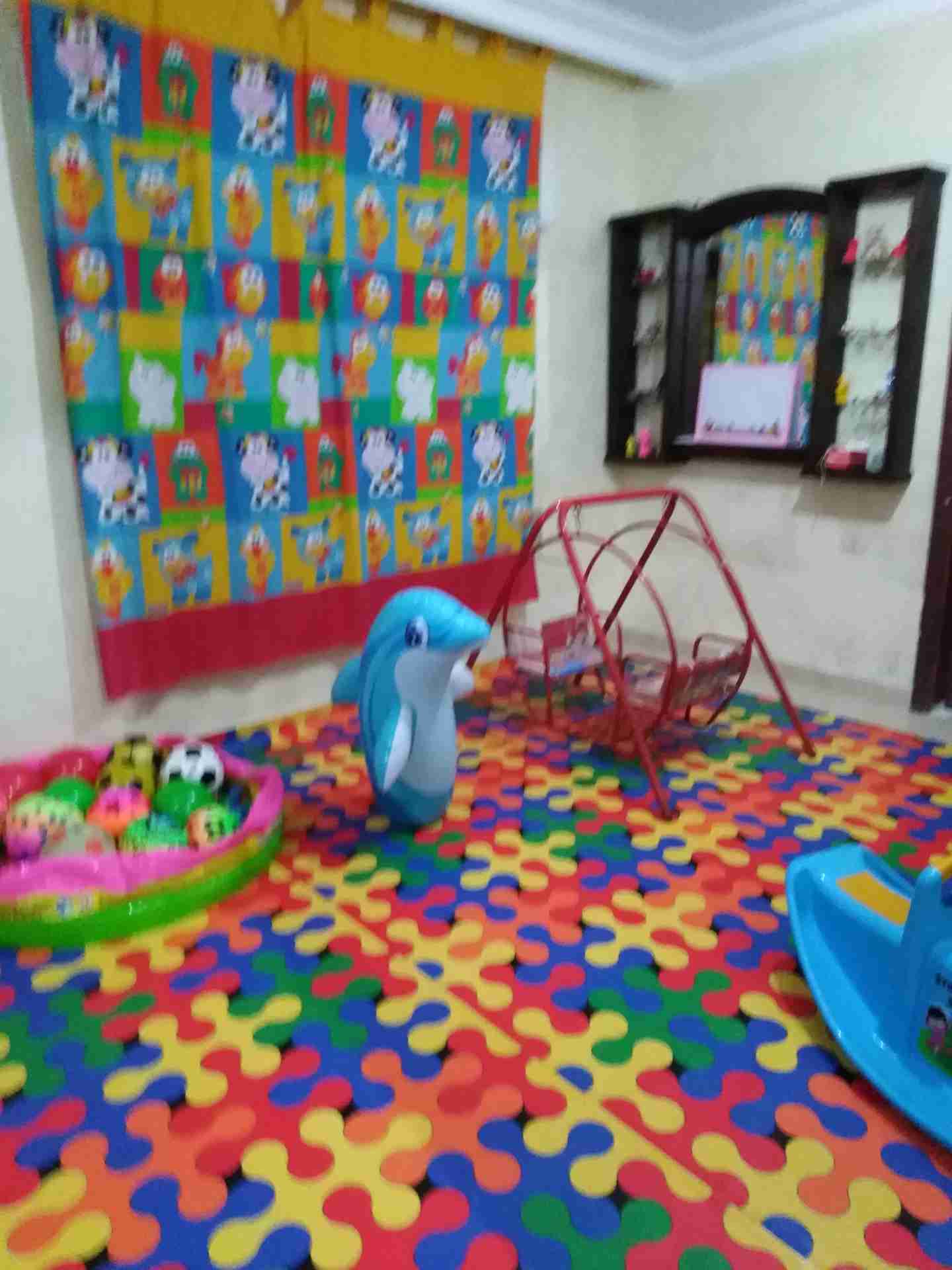 حضانه منزليه
لا تنسَ أنك شاهدت هذا الإعلان في عنكبوت
لكل أم عاملة تريد ترك طفلها في مكان صحي...