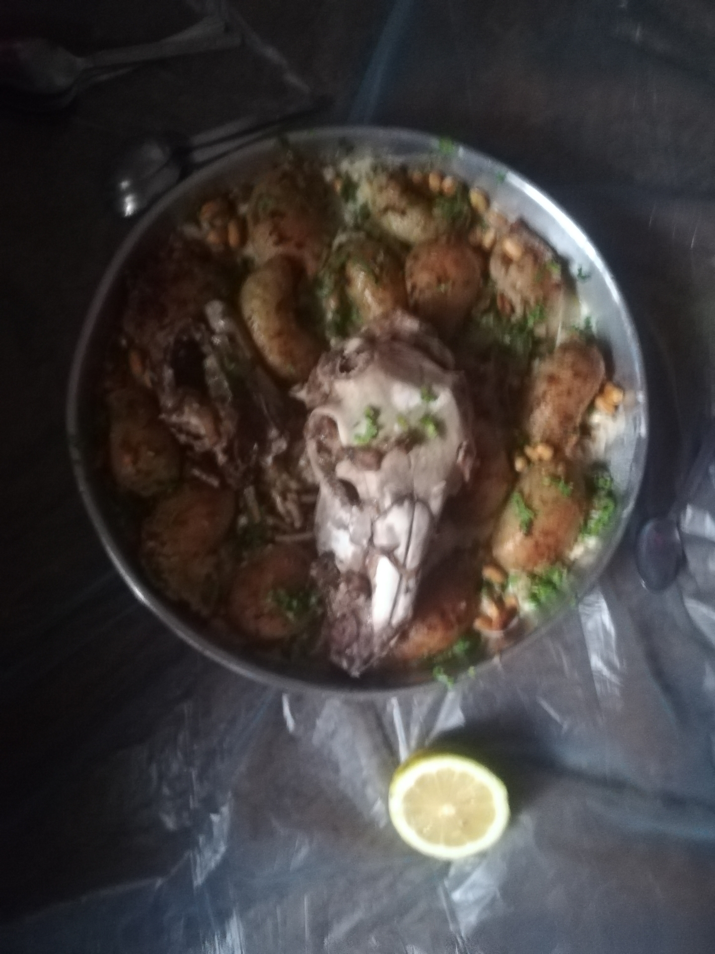 من يريد طرف أو بلغه ثانيه أشه جاهز
لا تنسَ أنك شاهدت هذا الإعلان في عنكبوت
ما عليك إلى ترن وتوصي...