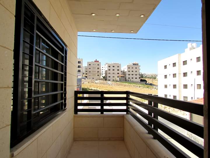 شقق 140 متر 135 متر في أجمل مواقع مرج الحمام مطله وكاشفه الإستفسارات                                            


	 				لا تنسَ أنك شاهدت هذا الإعلان في عنكبوت...