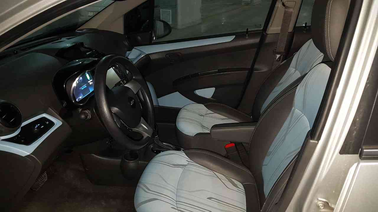 2015 CHEVROLET SPARK EV LT
لا تنسَ أنك شاهدت هذا الإعلان في عنكبوت
شيفروليه سبارك موديل 2015...