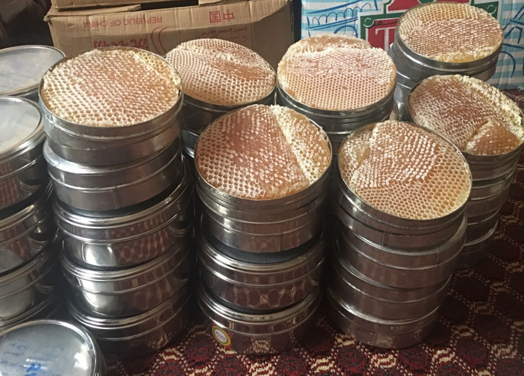 عسل السدر الملكي اصلي 100% وغيره كلام فاضي
لا تنسَ أنك شاهدت هذا الإعلان في عنكبوت
عسل السدر...