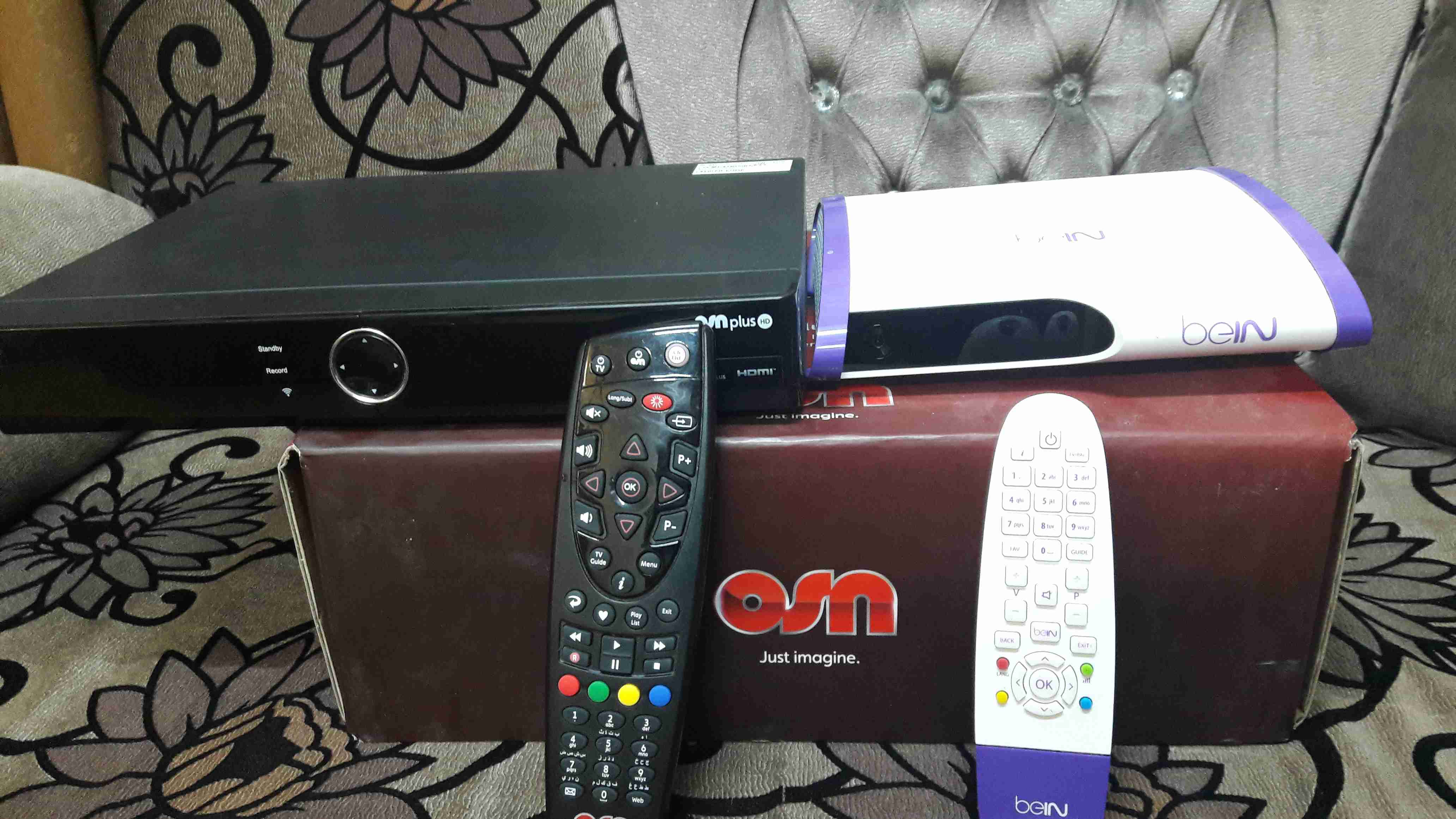 رسيفر بي ان سبورت وجهاز osn بحال الجديد
لا تنسَ أنك شاهدت هذا الإعلان في عنكبوت
رسيفر بي ان س...