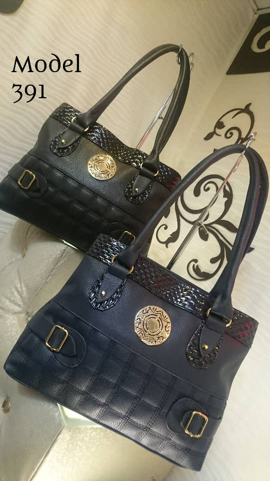 شناتي نسائيه راقيه جدا البيع جمله لتواصل 0798484092
لا تنسَ أنك شاهدت هذا الإعلان في عنكبوت
ش...