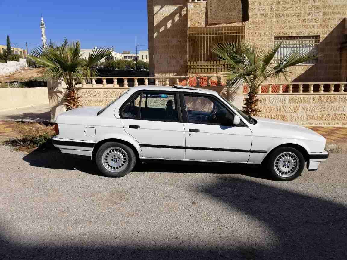 بي ام دبليو بوز نمر فحص كامل ستاندر موديل 1989 فل عدا الجير                                            


	 				لا تنسَ أنك شاهدت هذا الإعلان في عنكبوت...