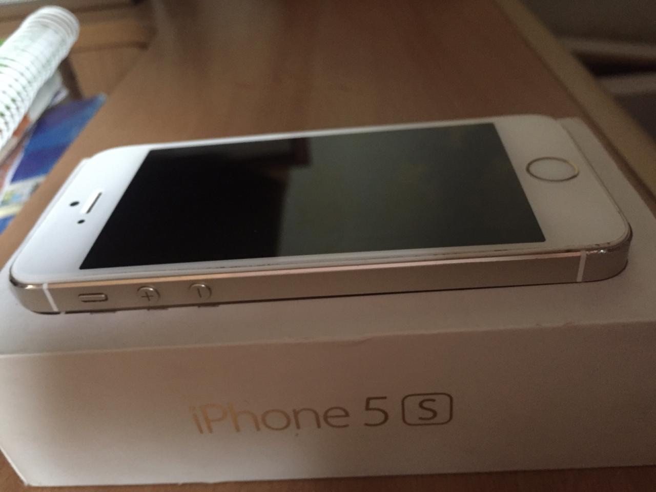 iPhone 5s للبيع
لا تنسَ أنك شاهدت هذا الإعلان في عنكبوت
16GB - مع فيس تايم
البصمة شغاله معه...