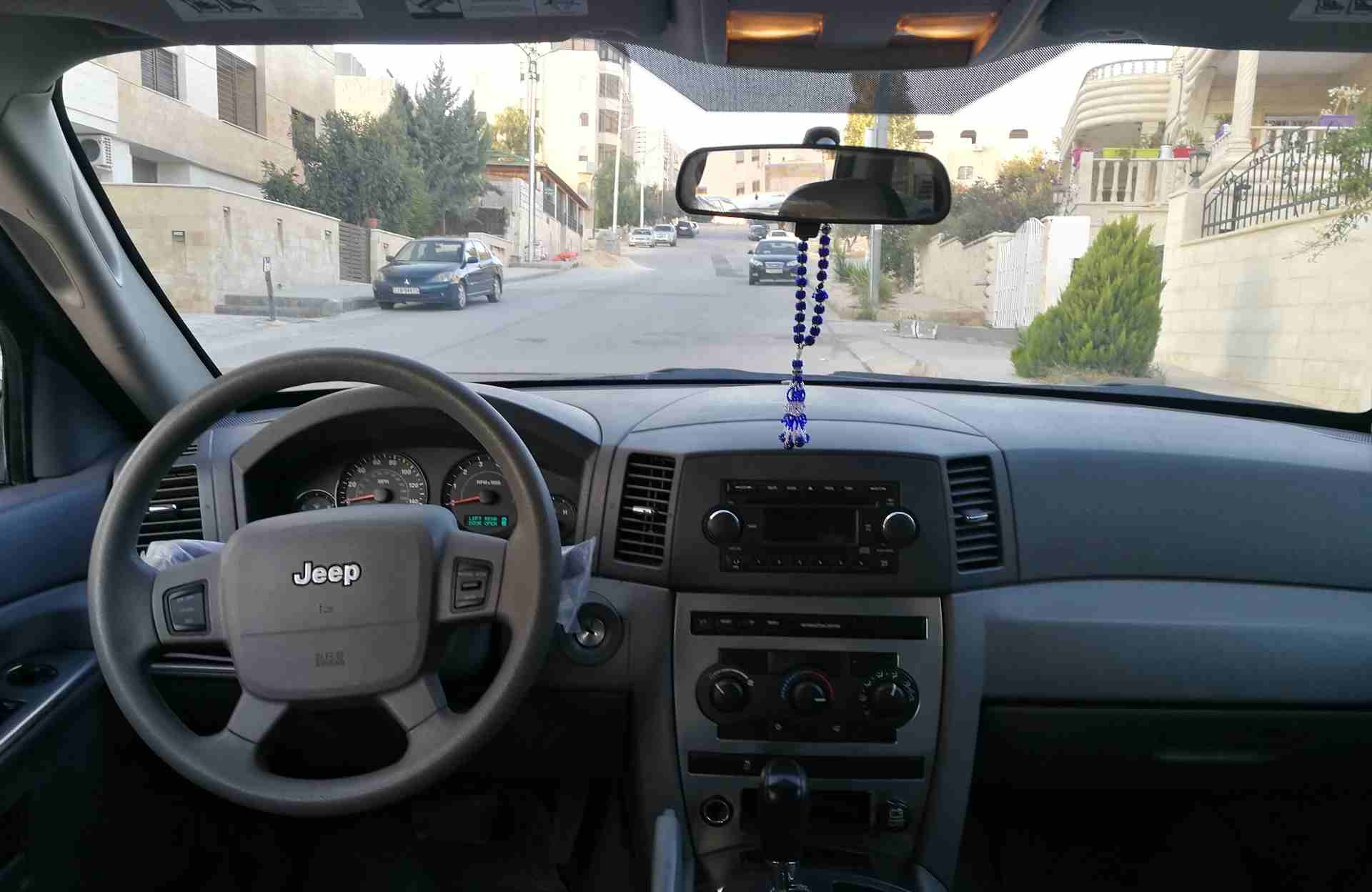 جيب شروكي موديل 2006 لاريدو فل كامل عدا الفتحه
لا تنسَ أنك شاهدت هذا الإعلان في عنكبوت
موديل 2006...
