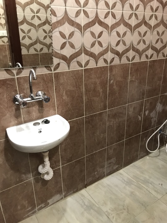 مكاتب تجاريه / عيادات طبيه حديثه البناء للإيجار في طبربور - الشارع الرءيسي
لا تنسَ أنك شاهدت هذا الإعلان في عنكبوت...