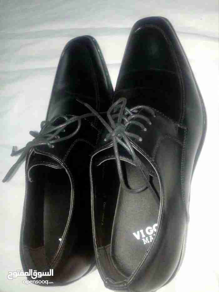 حذاء رسمي - Vigo men's                                            


	 				لا تنسَ أنك شاهدت هذا الإعلان في عنكبوت            
	 				
                                - لون اسود.
- نمرة 44.
-...