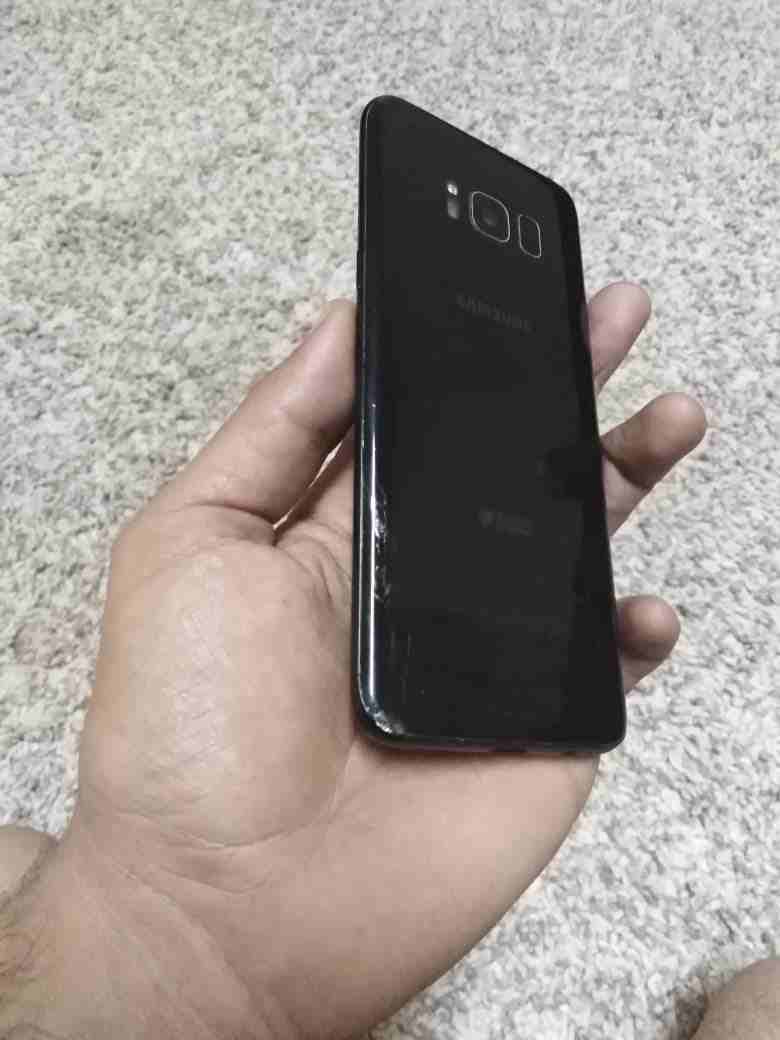 سامسونج s8
لا تنسَ أنك شاهدت هذا الإعلان في عنكبوت
سامسونج s8 لون اسود خطين 64 قيقا في كسر بالشا...