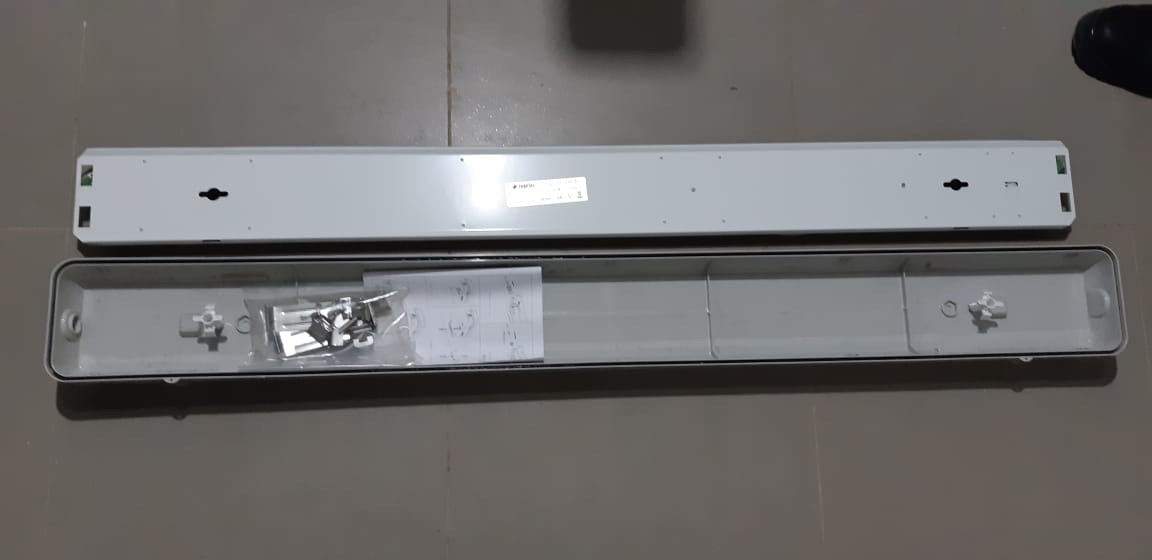 نيون مطري عدد 3                                            


	 				لا تنسَ أنك شاهدت هذا الإعلان في عنكبوت            
	 				
                                نيون مطري مفرد عدد2 ومجوز عدد 1 محول...