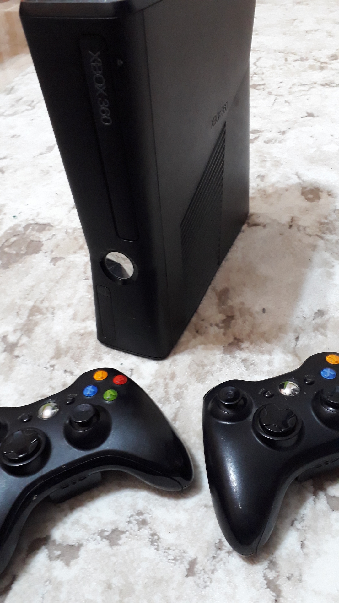 اكس بوكس 360 نظيف و معدل                                            


	 				لا تنسَ أنك شاهدت هذا الإعلان في عنكبوت            
	 				
                                اكس بوكس مع يدتين 
معدل ، اش...