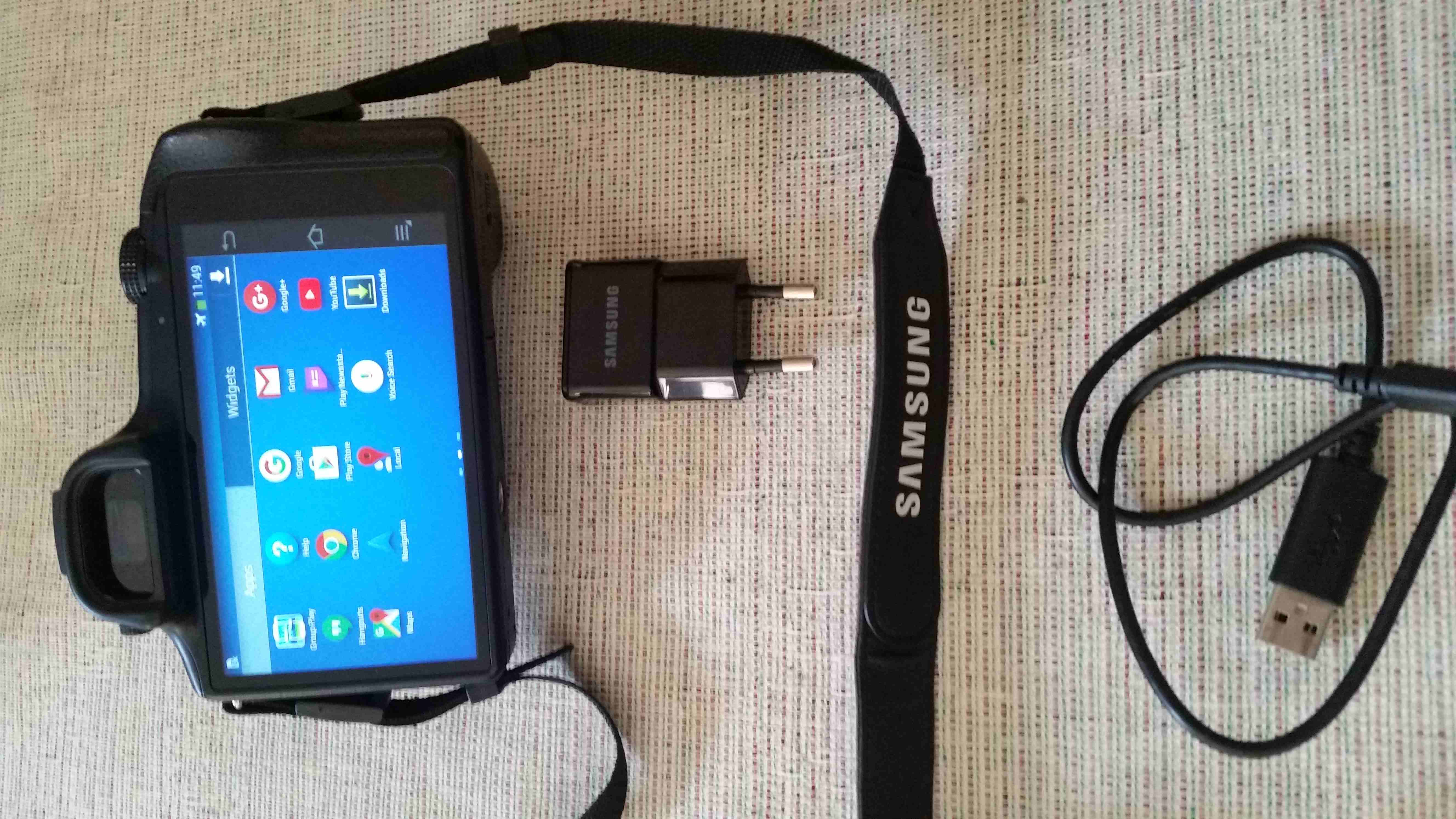 Samsung Galaxy NX-GN100 (Smart professional Camera)
لا تنسَ أنك شاهدت هذا الإعلان في عنكبوت
Samsu...