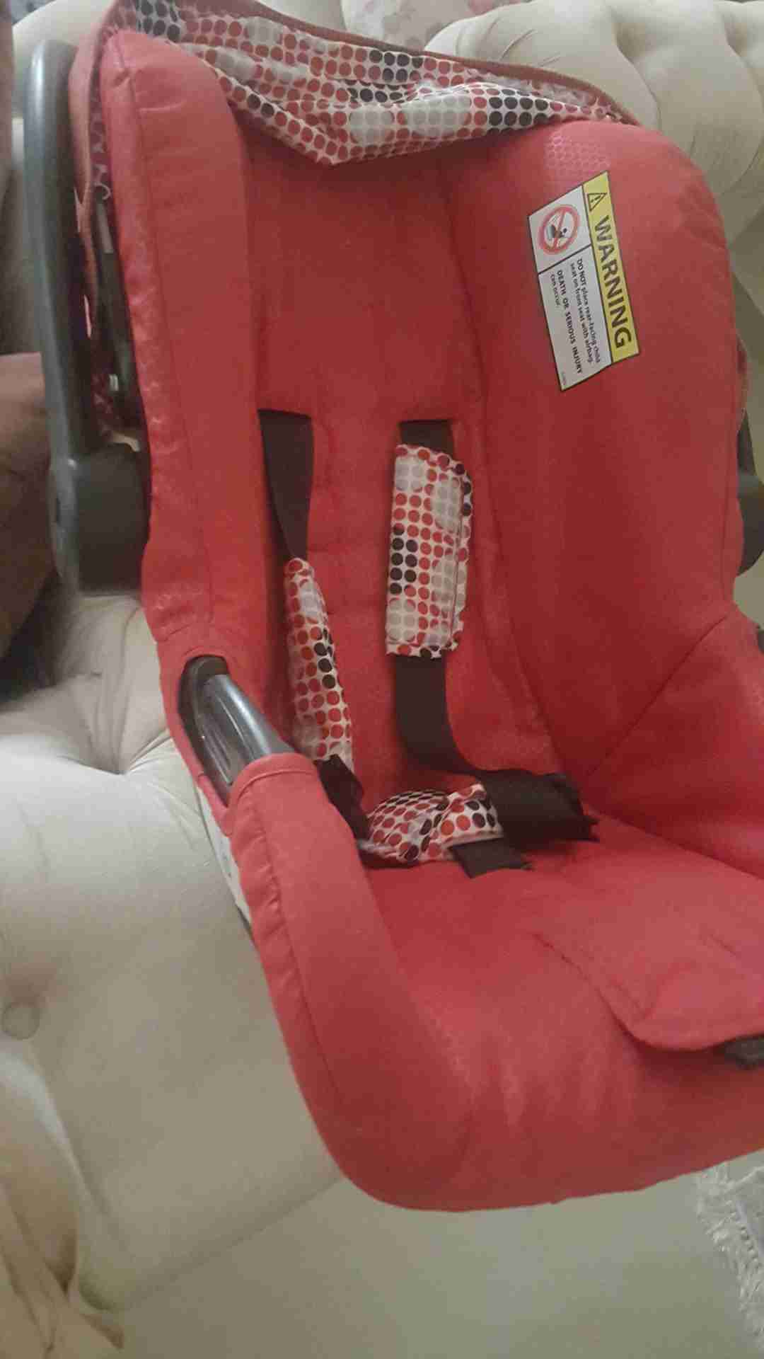 كرسي بيبي للسياره car sear                                            


	 				لا تنسَ أنك شاهدت هذا الإعلان في عنكبوت            
	 				
                                كرسي سياره للبيبي من الولا...