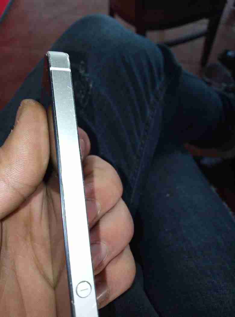 أيفون فايف
لا تنسَ أنك شاهدت هذا الإعلان في عنكبوت
كم هوموظح........