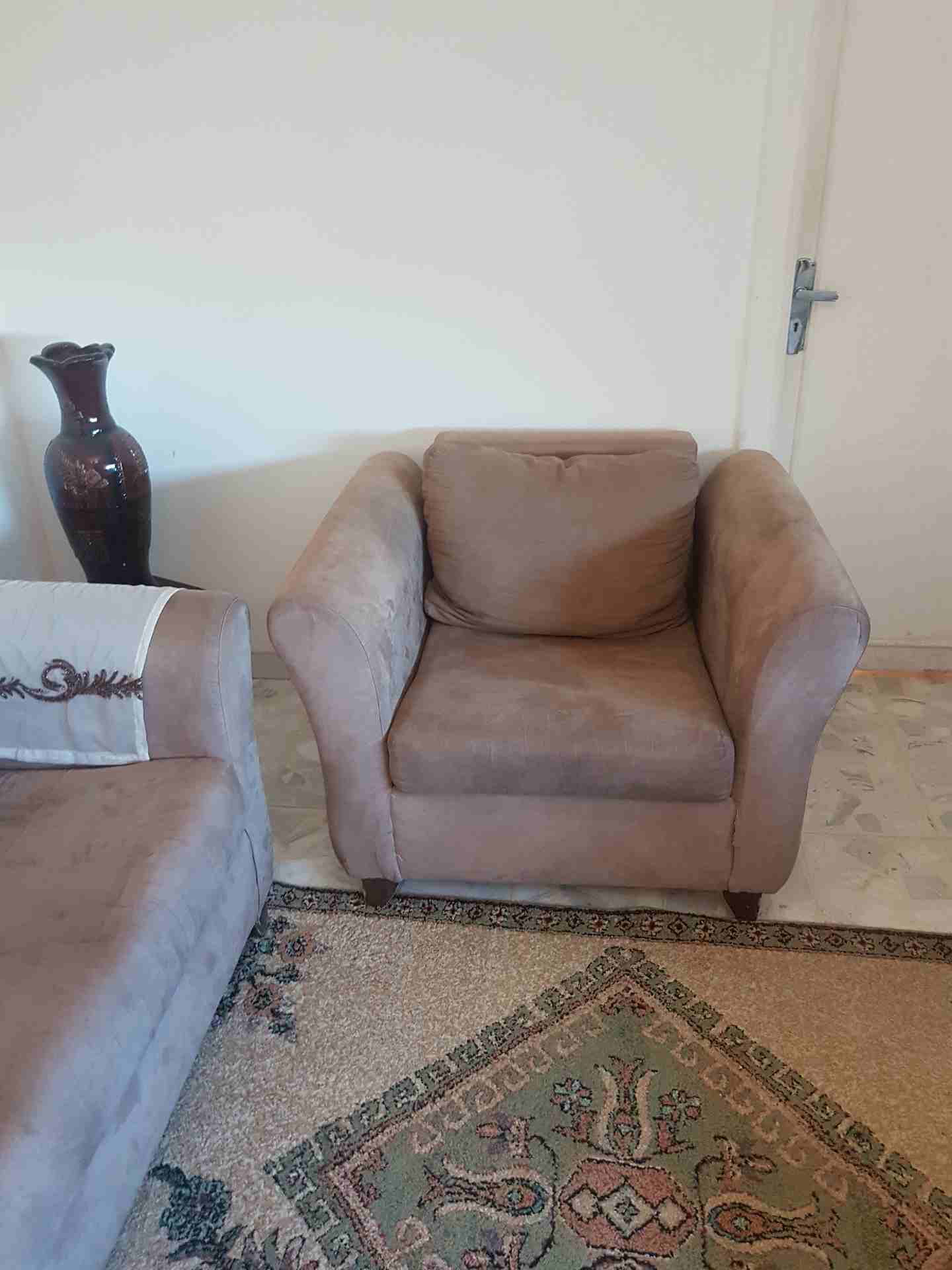 كنب مميز للبيع                                            


	 				لا تنسَ أنك شاهدت هذا الإعلان في عنكبوت            
	 				
                            للبيغ بسعر مغري
فقط 130...