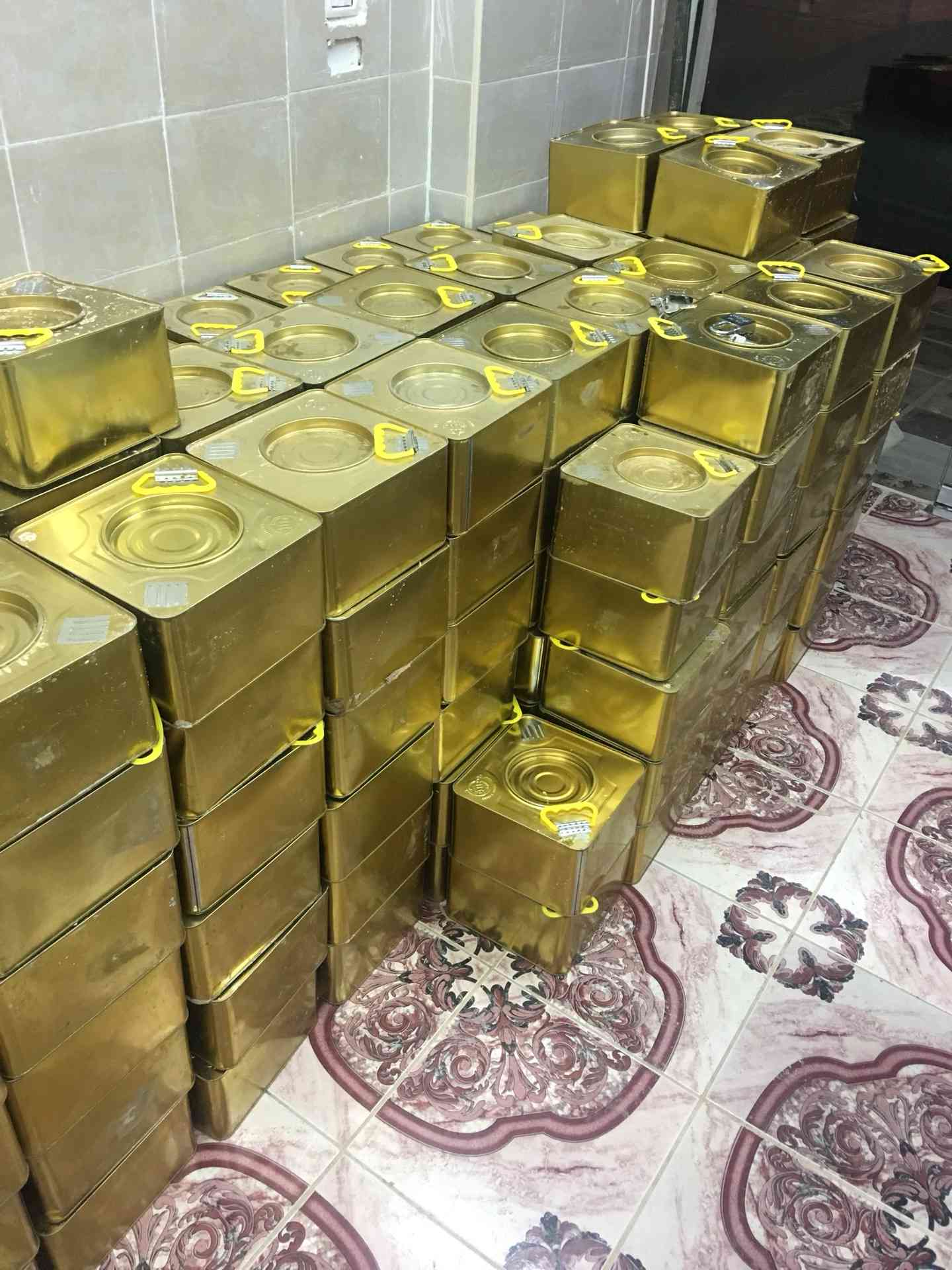 جبنه بلدية ومشمولة للحلويات كنافة
لا تنسَ أنك شاهدت هذا الإعلان في عنكبوت
جبنه بلدية ومشمولة...