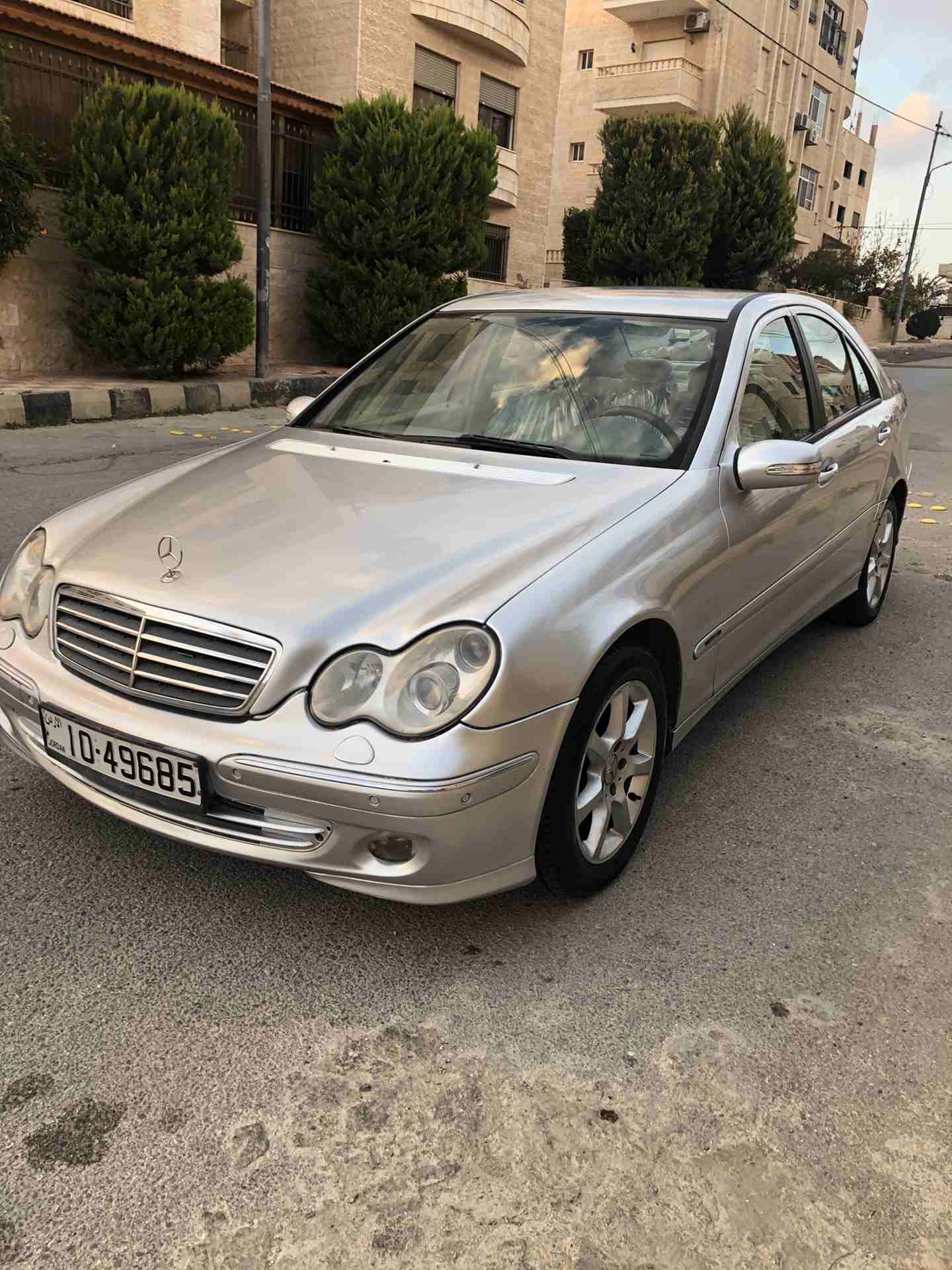 مرسيدس C180 كومبرسير 2005 فل اتوماتيك فحص كامل 7 جيد بحالة الوكالة
لا تنسَ أنك شاهدت هذا الإعلان في عنكبوت...